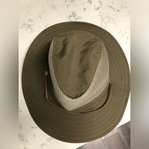 Black and Tan Wide Brim Hat Outdoor